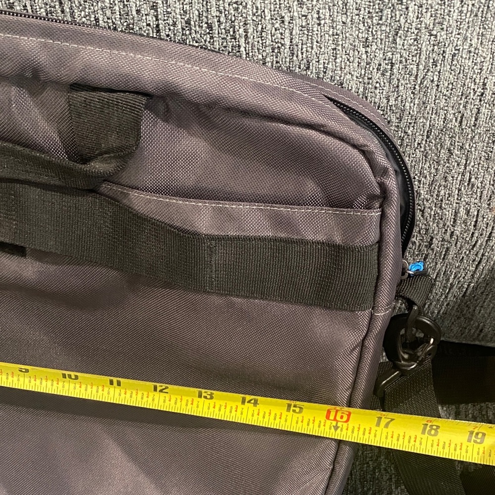 Dell Gray and Black Laptop Briefcase with Blue Accent - Picture 7 of 8